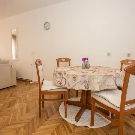 Apartment Rosse *
