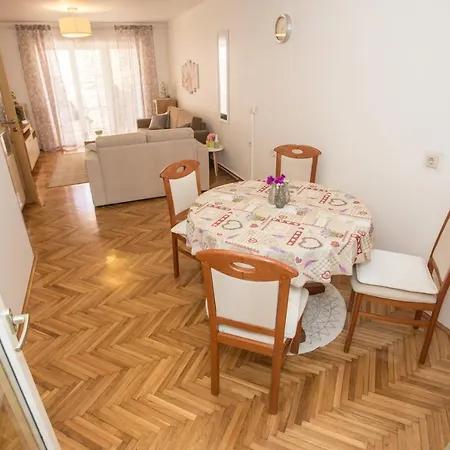 Rosse Apartment *